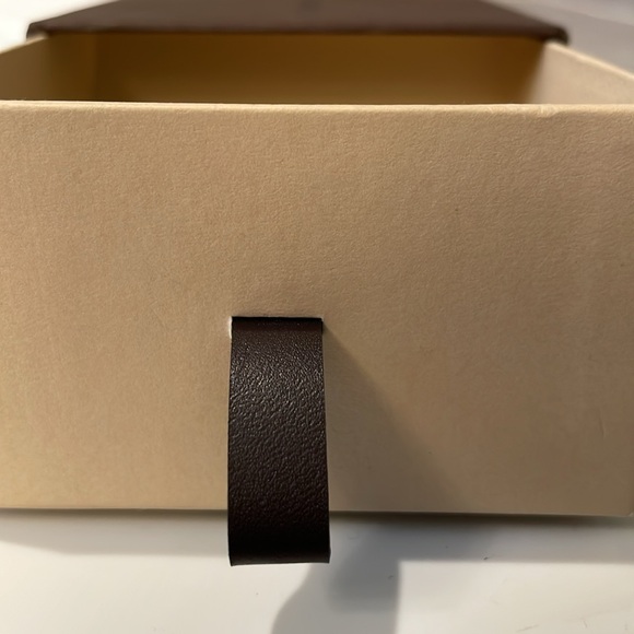 Small Louis Vuitton box will hold a bag, charm or a lock and key - Picture 3 of 3